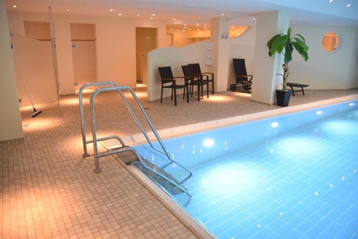Schoenes Neues Hochwertig Renoviertes 2-Zimmer Appartement In Der 4. Etage. เวสเทอร์แลนด์ ภายนอก รูปภาพ