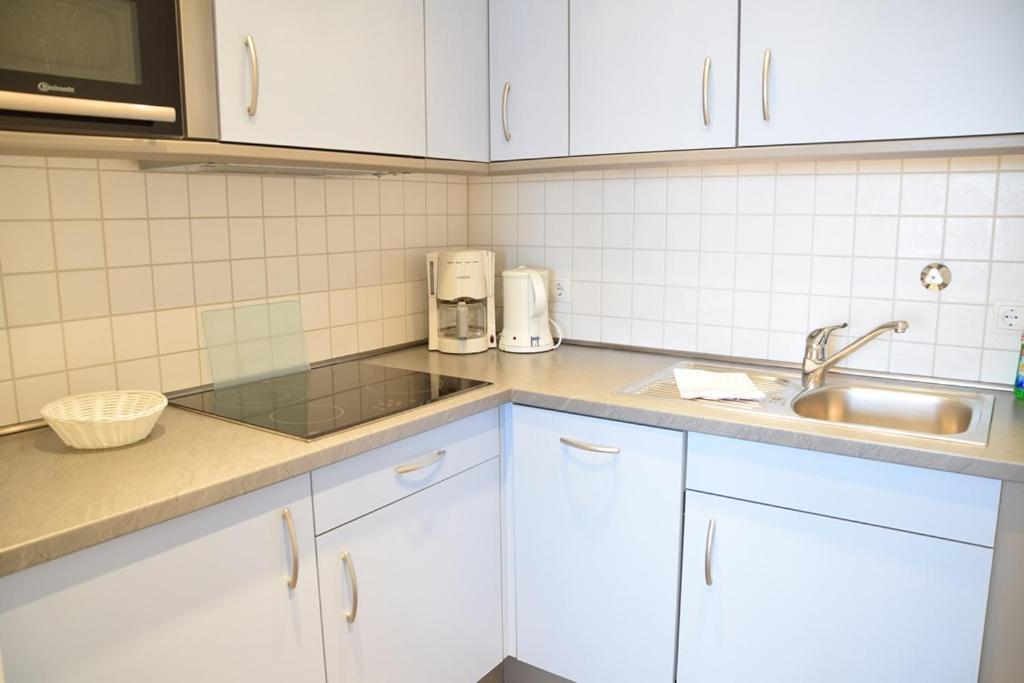 Schoenes Neues Hochwertig Renoviertes 2-Zimmer Appartement In Der 4. Etage. เวสเทอร์แลนด์ ภายนอก รูปภาพ